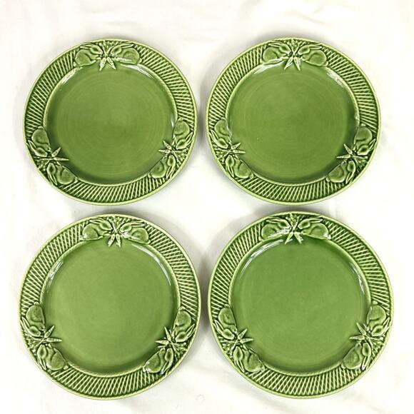 Vtg Bordallo Pinheiro 8 3/8”Salad Plates Rabbit Green Portugal - Set of 4 - Picture 1 of 6